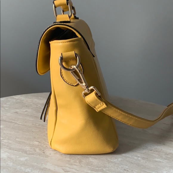 Yellow Handbag - Picture 3 of 4